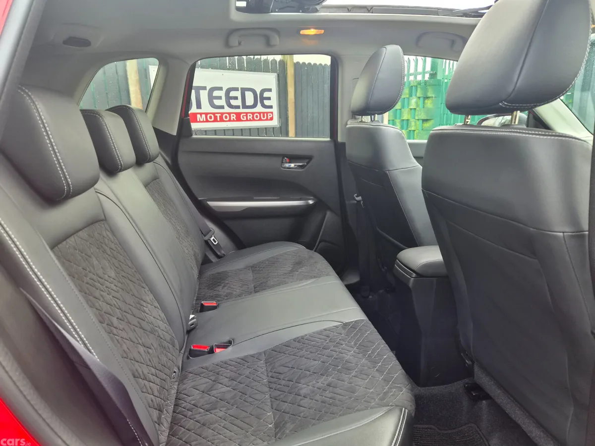 Suzuki Vitara SUV, Petrol Hybrid, 2025, Red