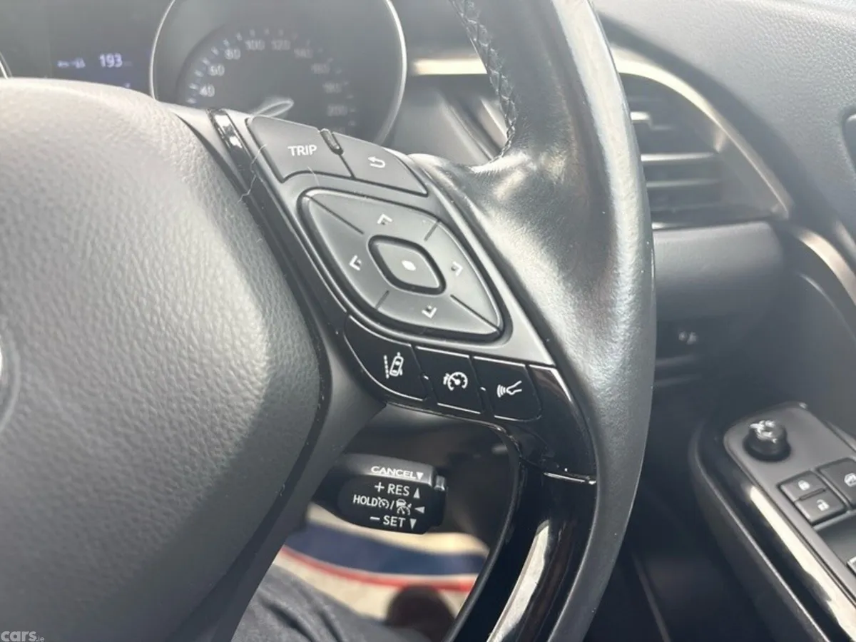 Toyota C-HR SUV, Petrol Hybrid, 2018, Red