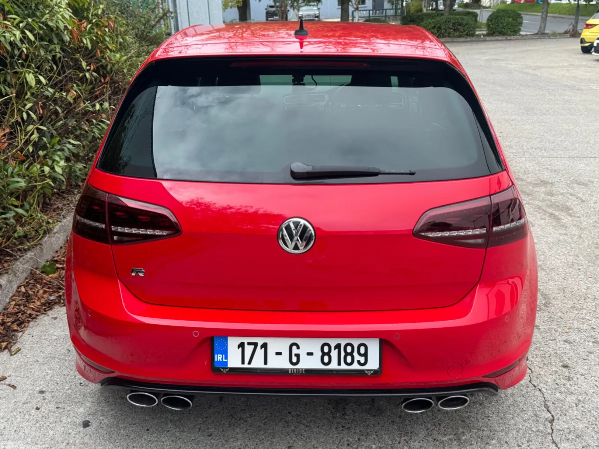 Volkswagen Golf Hatchback, Petrol, 2017, Red