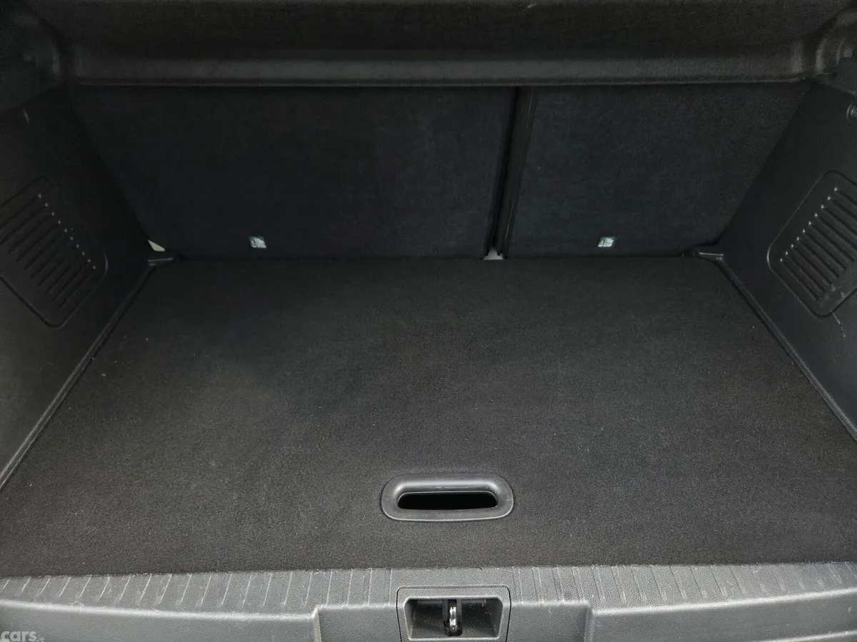 Renault Captur Hatchback, Petrol, 2020, White