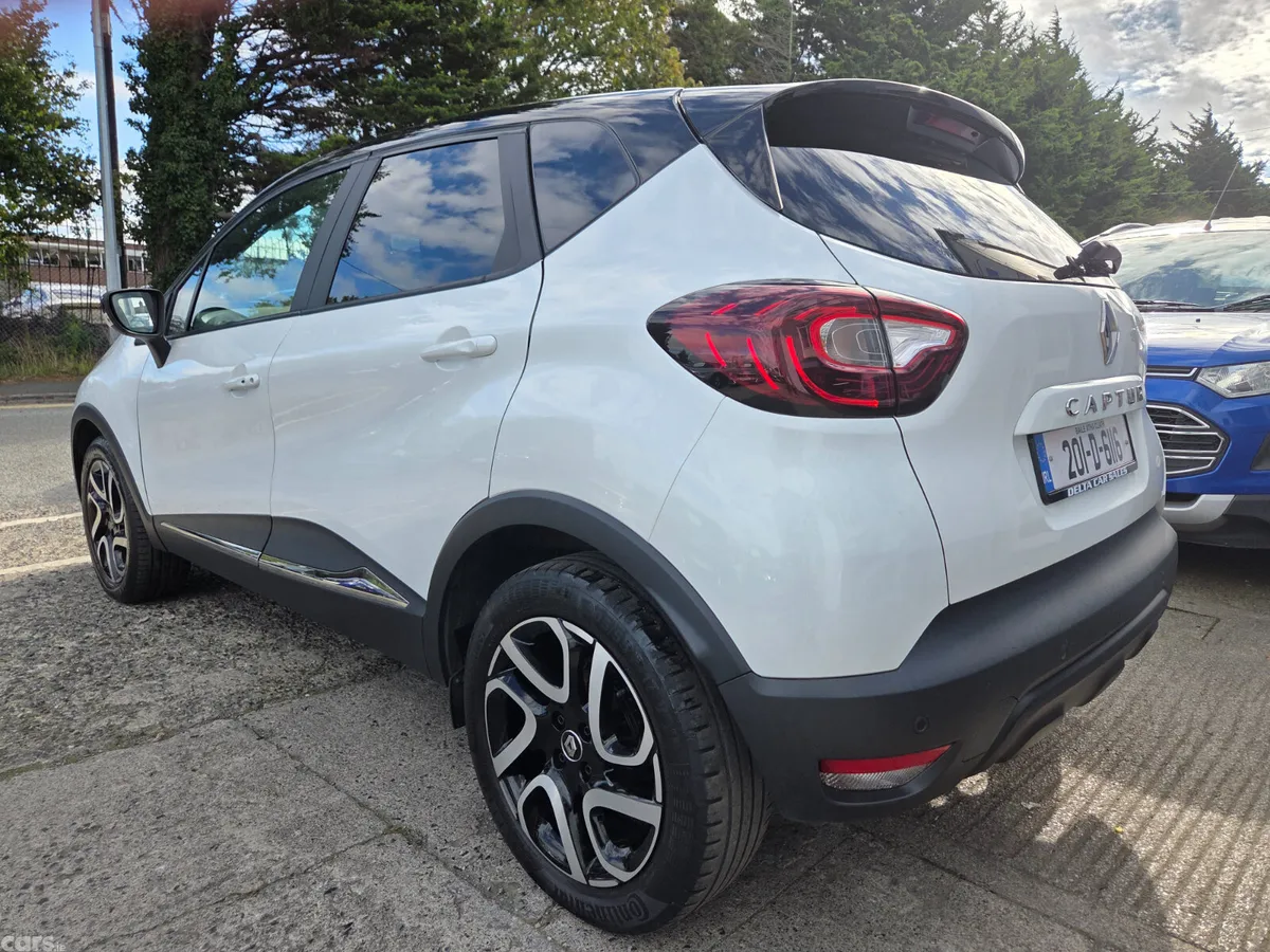 Renault Captur Hatchback, Petrol, 2020, White