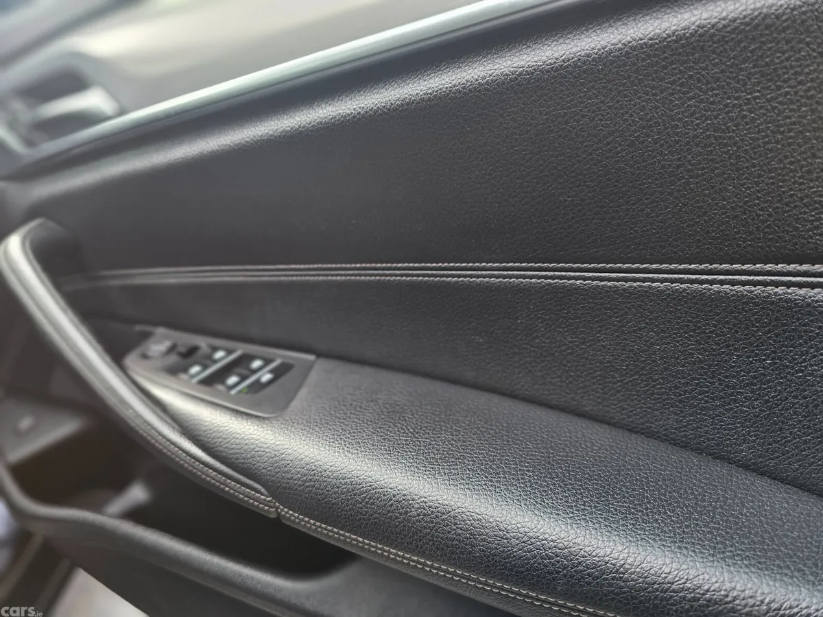 BMW 5-Series Saloon, Diesel, 2018, Blue