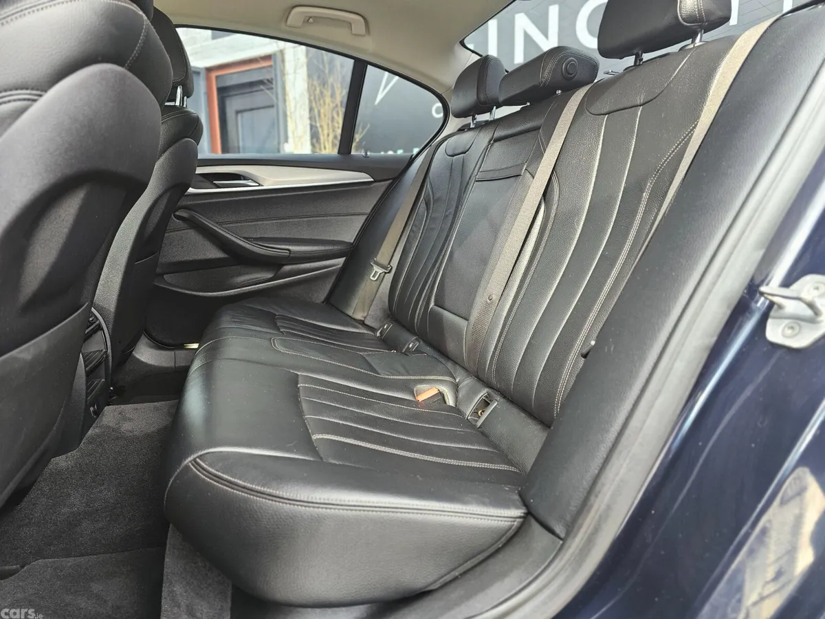 BMW 5-Series Saloon, Diesel, 2018, Blue