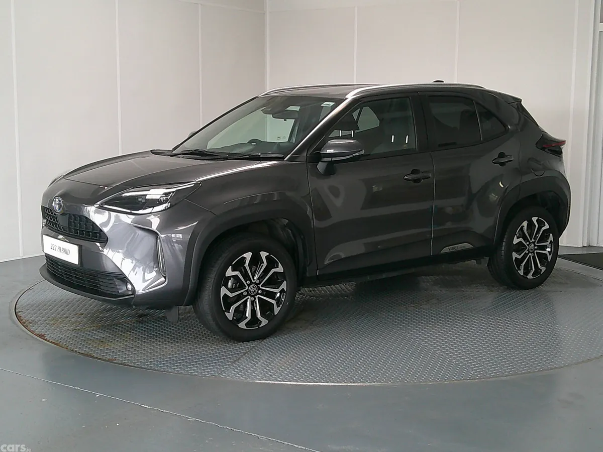 Toyota Yaris SUV, Petrol Hybrid, 2022, Grey