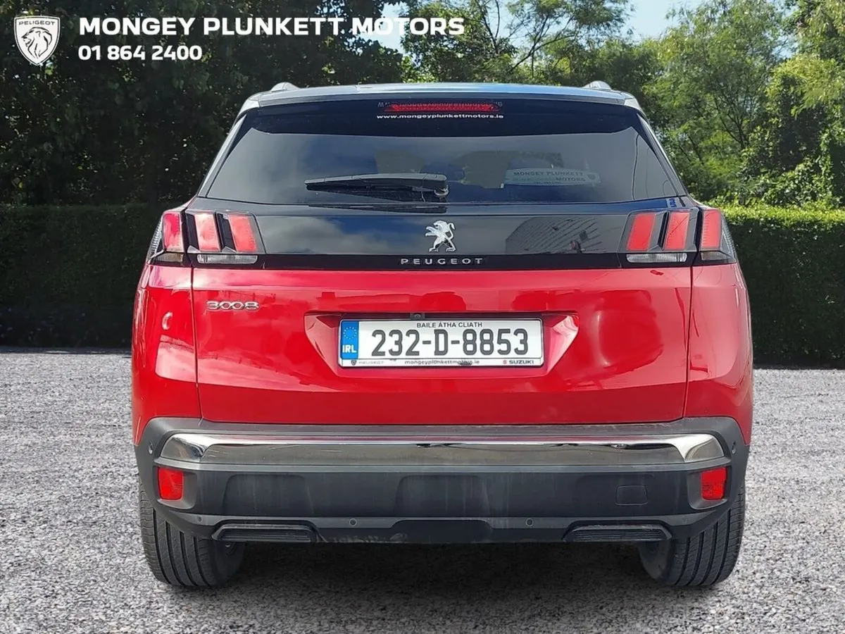 Peugeot 3008 MPV, Petrol, 2023, Red