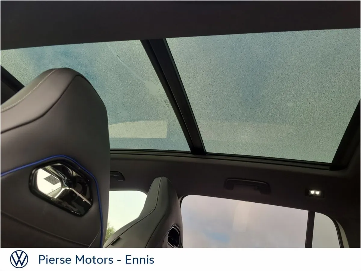 Volkswagen Tayron Estate, Petrol Plug-in Hybrid, 2025, White