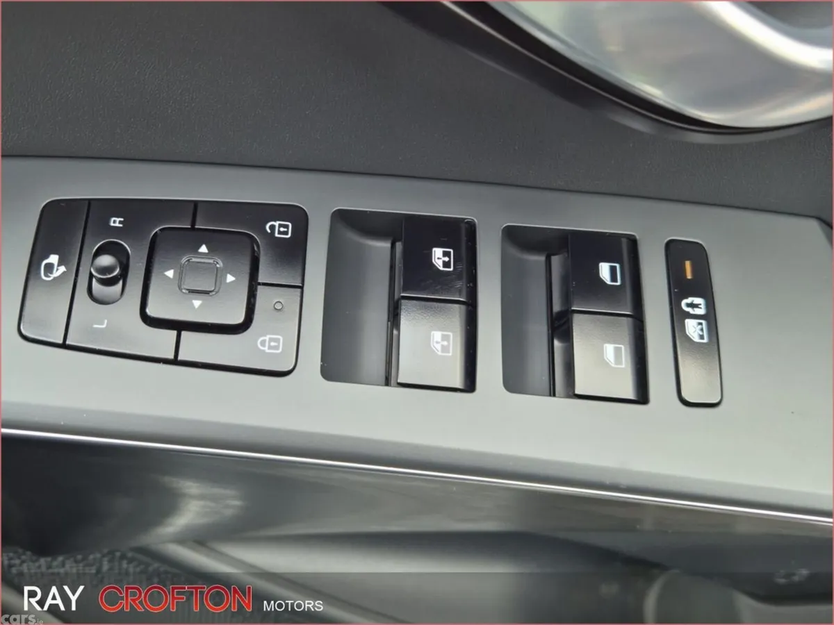 Kia e-Niro SUV, Electric, 2023, Grey