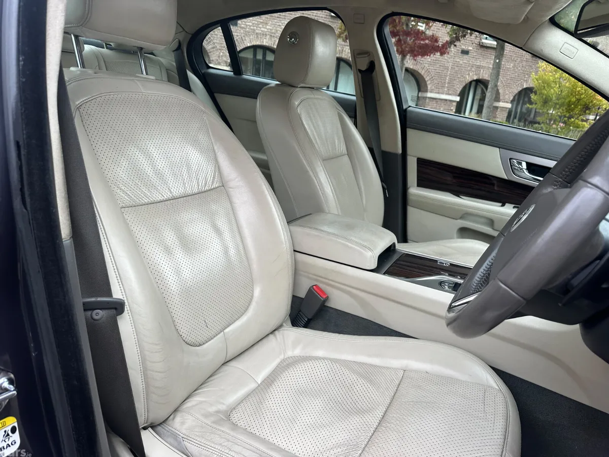 Jaguar XF Saloon, Diesel, 2009, Grey