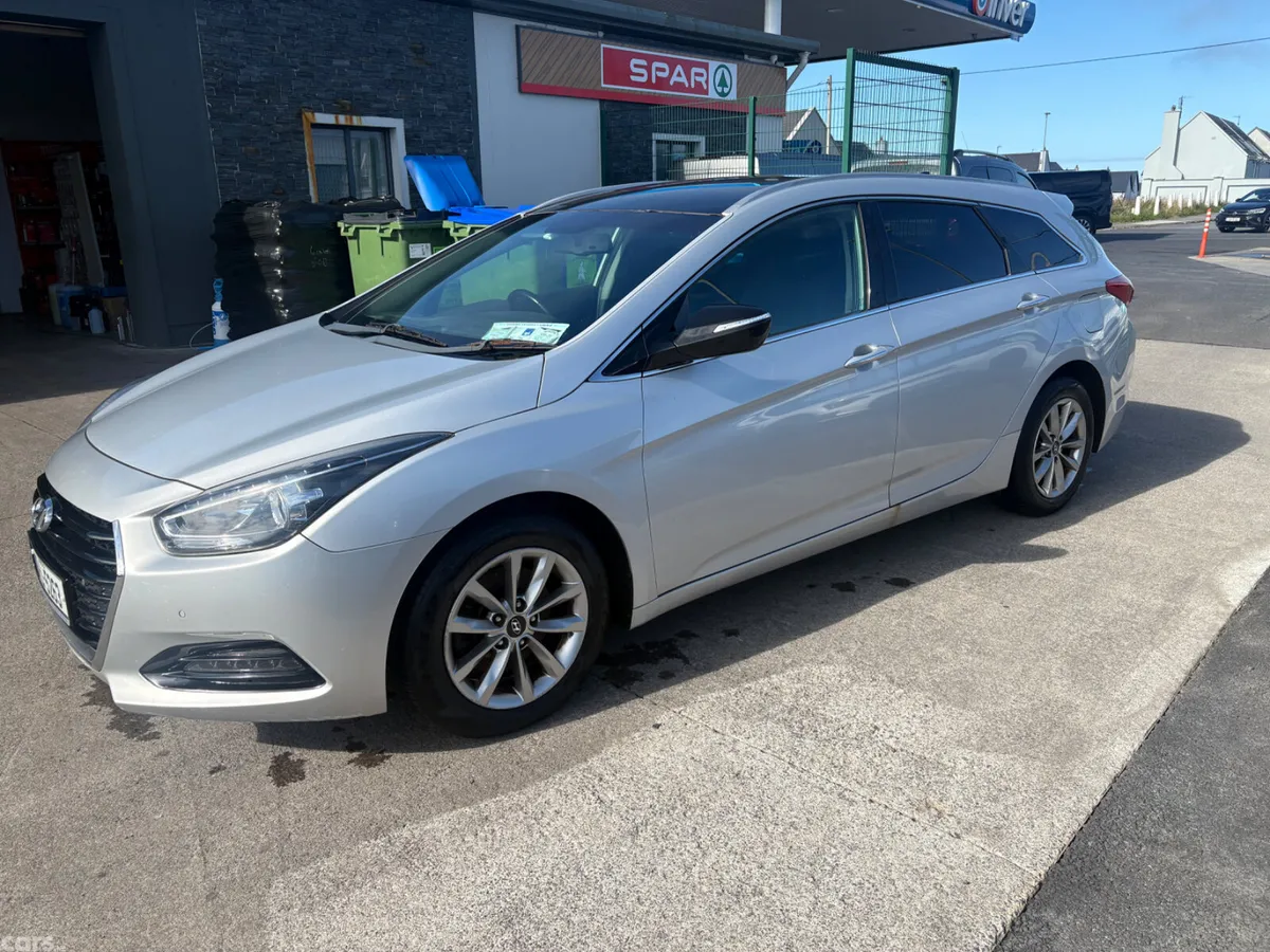 Hyundai i40 Estate, Diesel, 2015, Silver