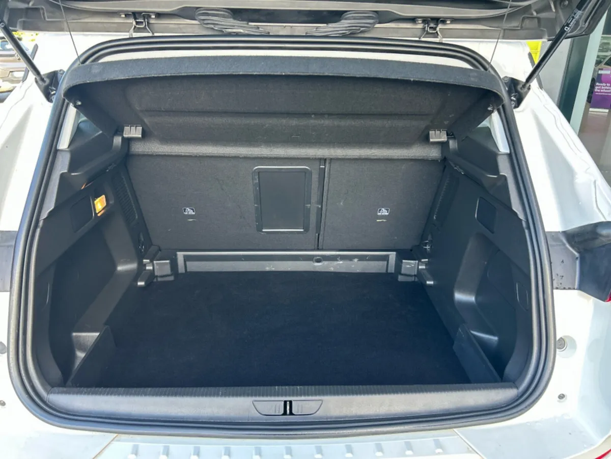 Opel Grandland MPV, Petrol, 2024, White