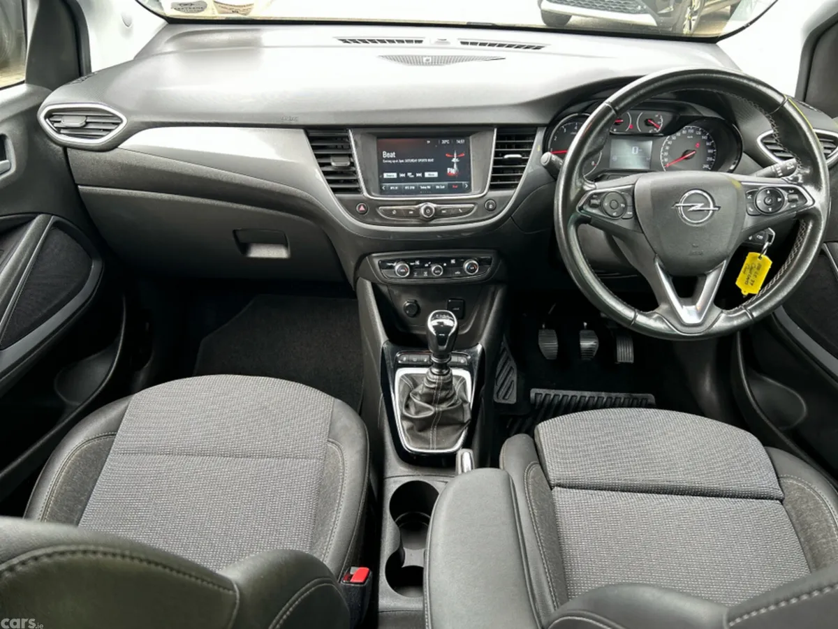 Opel Crossland MPV, Diesel, 2022, Grey