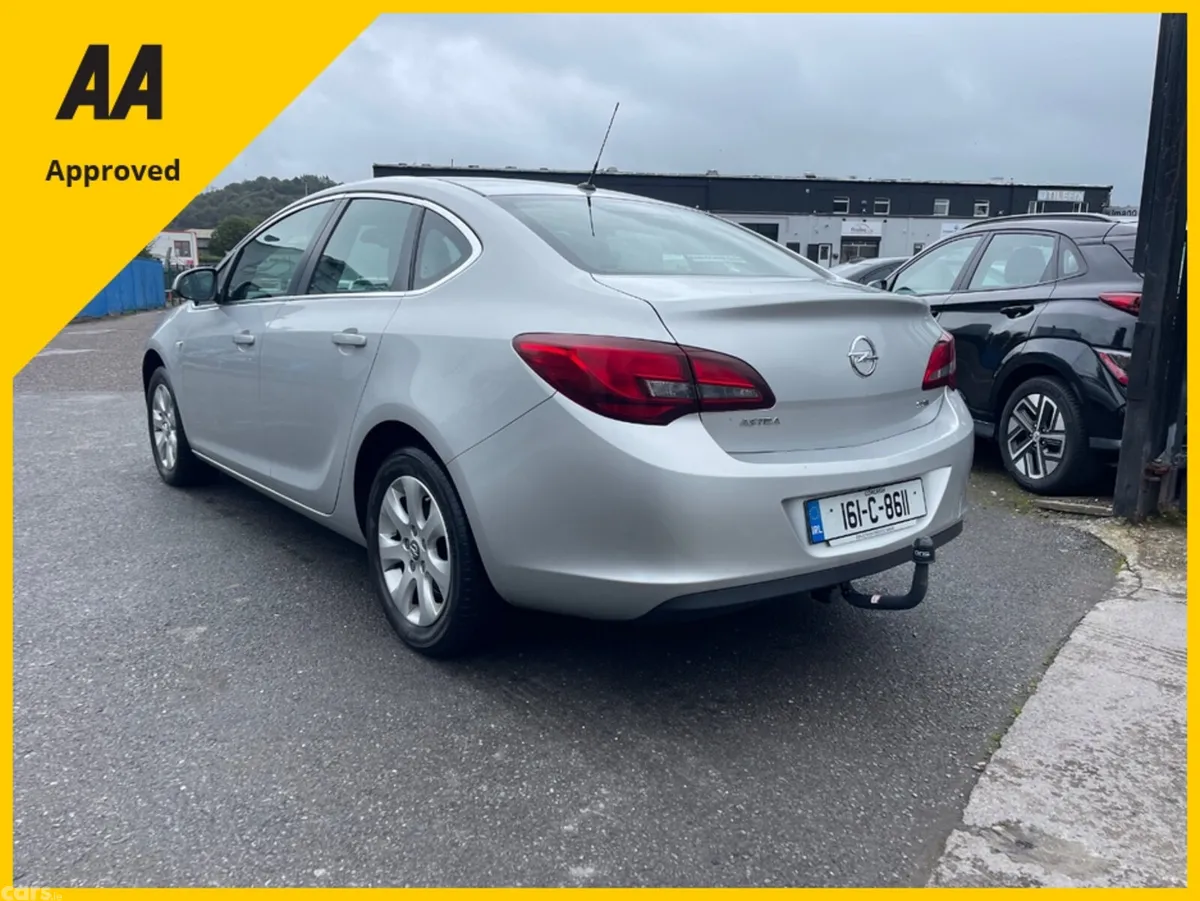 Opel Astra Saloon, Diesel, 2016, Silver