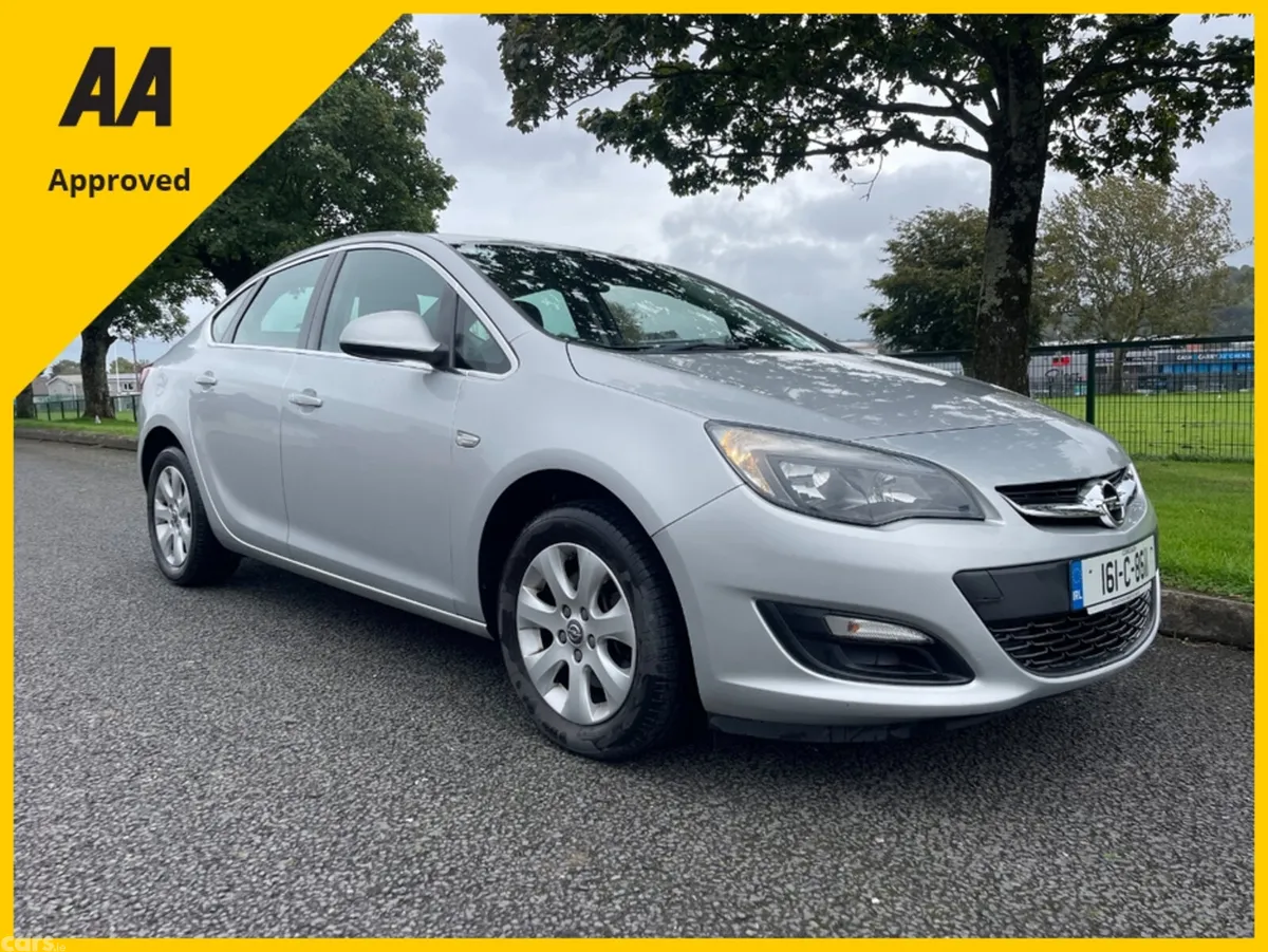 Opel Astra Saloon, Diesel, 2016, Silver