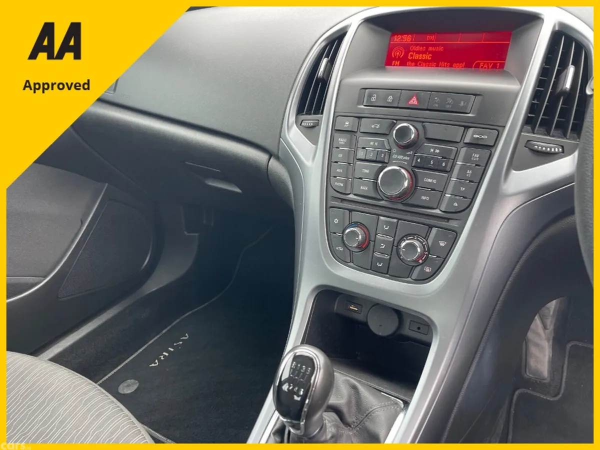 Opel Astra Saloon, Diesel, 2016, Silver
