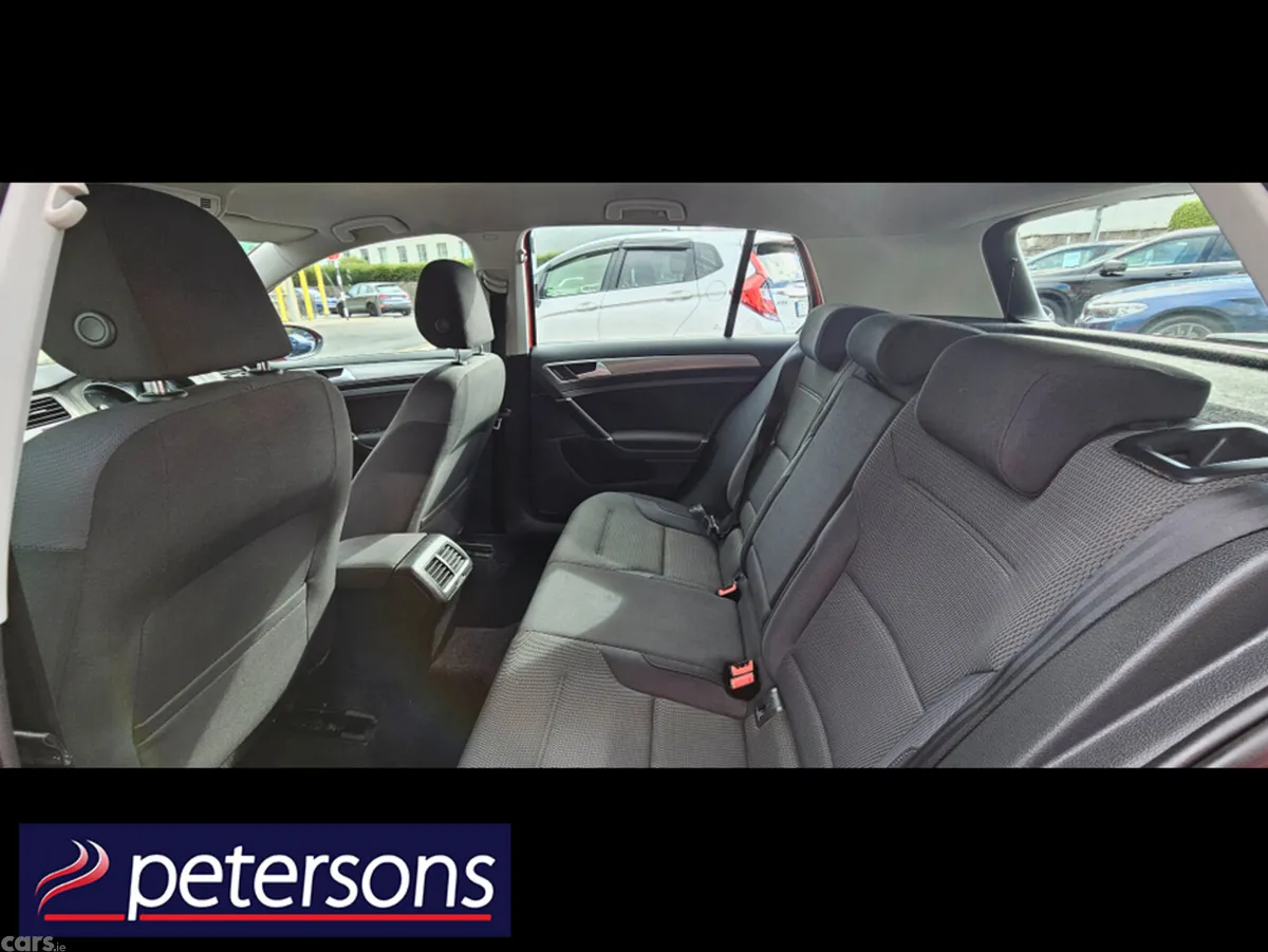 Volkswagen Golf Hatchback, Diesel, 2015, Red