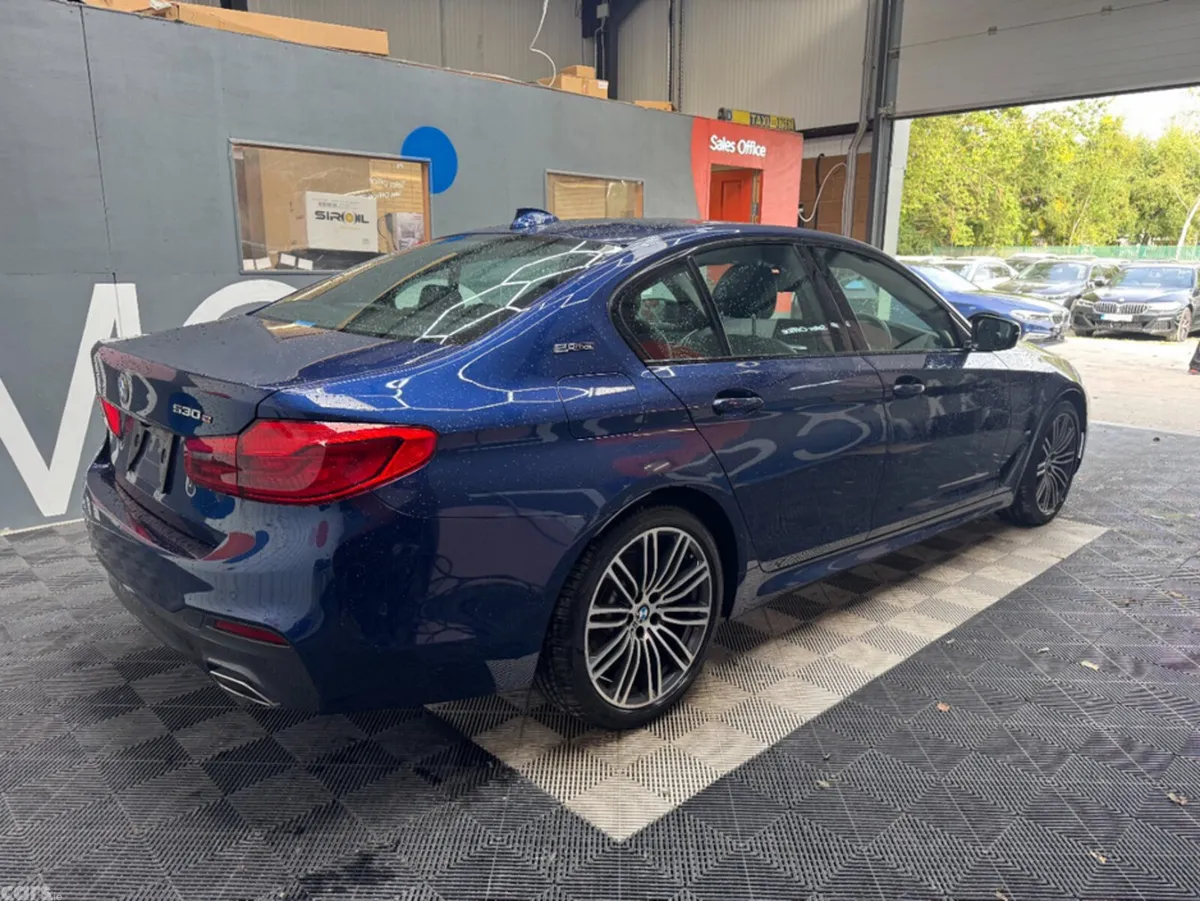 BMW 5-Series Saloon, Petrol, 2018, Blue
