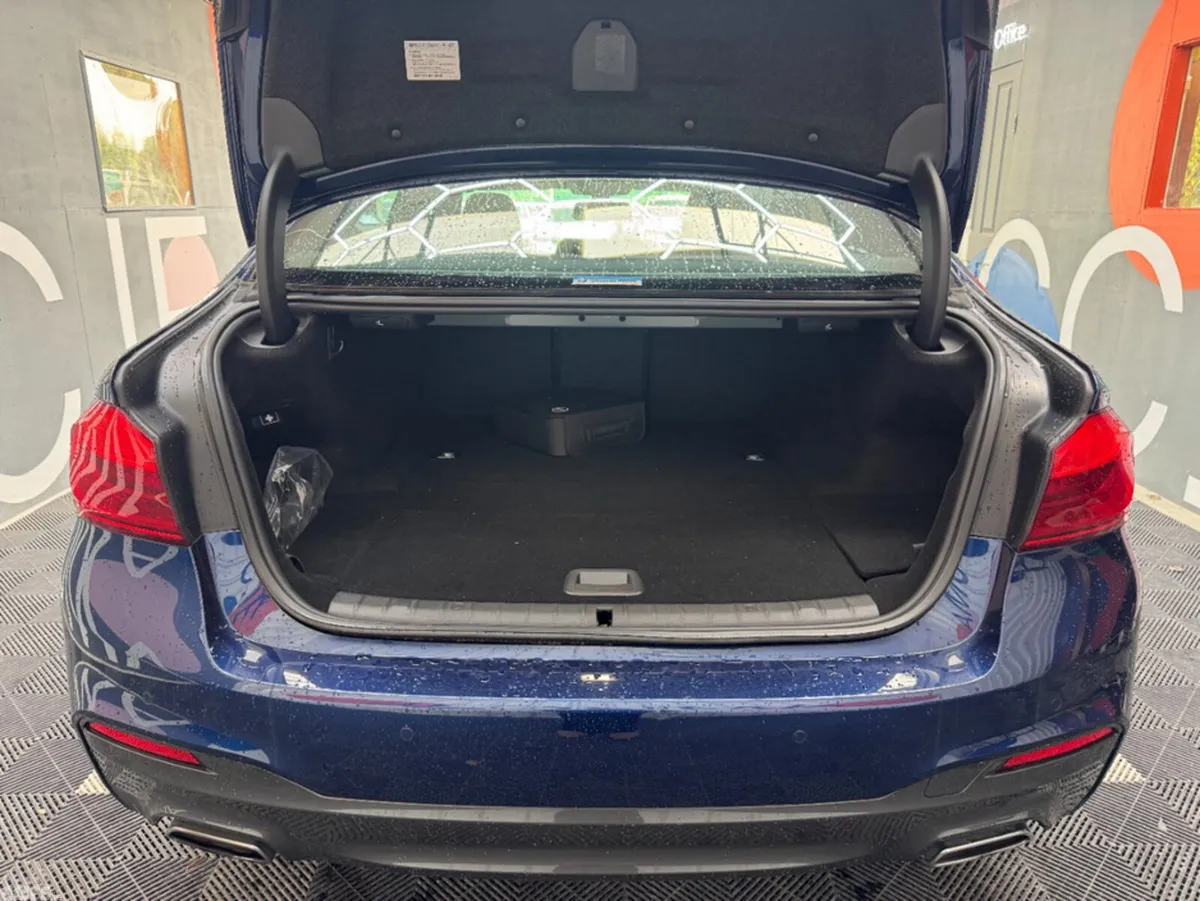 BMW 5-Series Saloon, Petrol, 2018, Blue