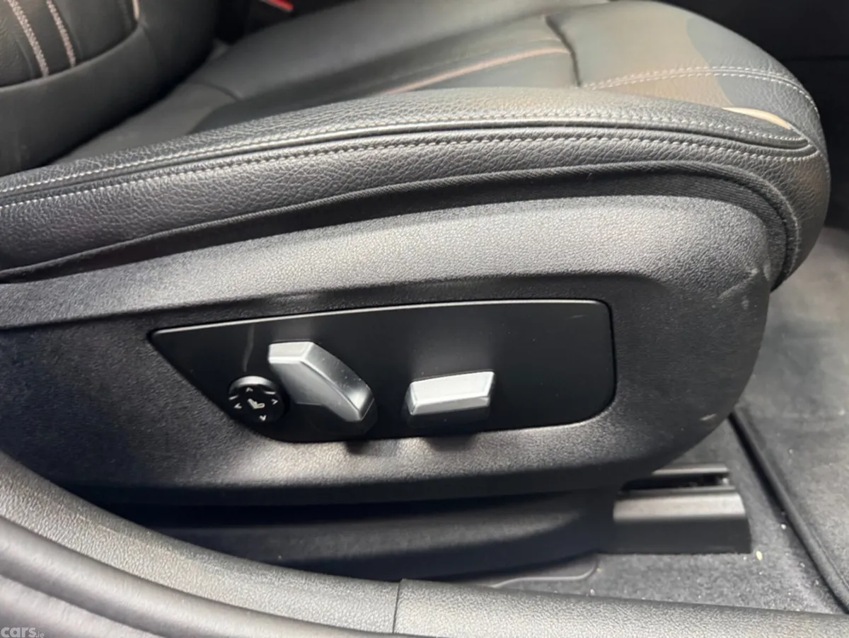 BMW 5-Series Saloon, Diesel, 2017, Blue