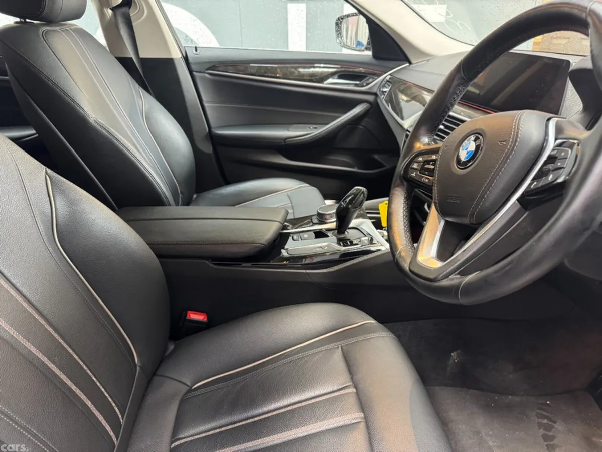 BMW 5-Series Saloon, Diesel, 2017, Blue