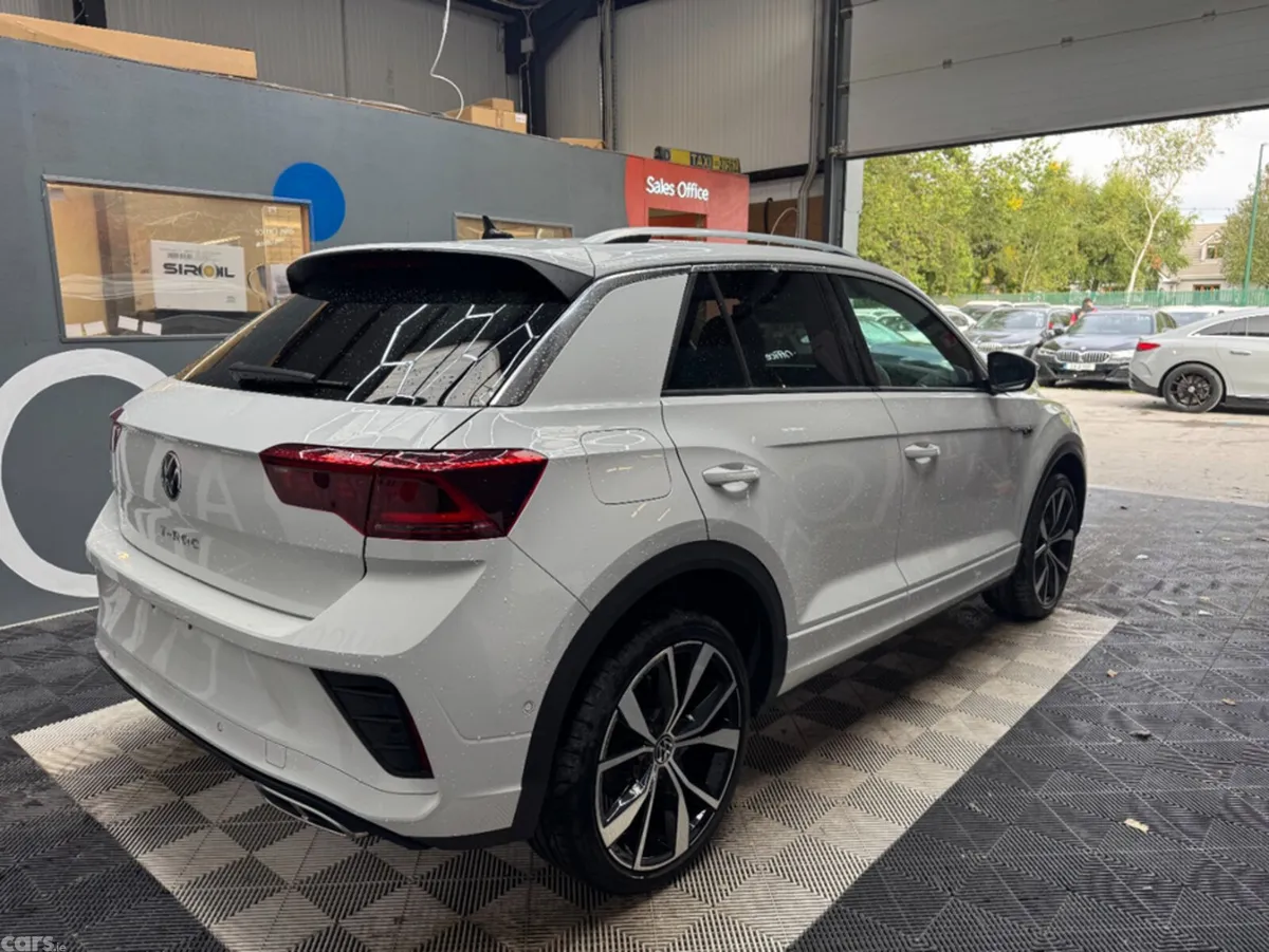 Volkswagen T-Roc SUV, Diesel, 2024, White