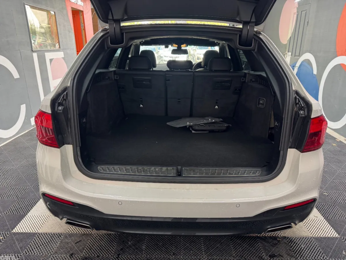 BMW 5-Series Estate, Diesel, 2019, White