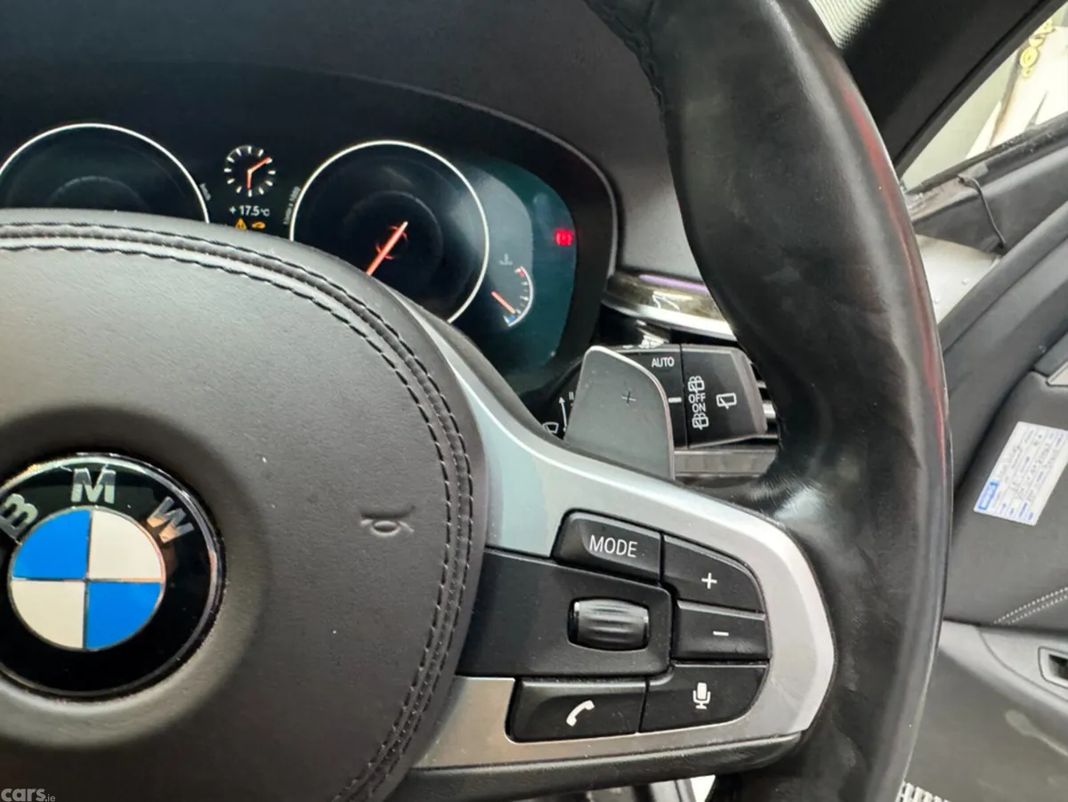 BMW 5-Series Estate, Diesel, 2019, White