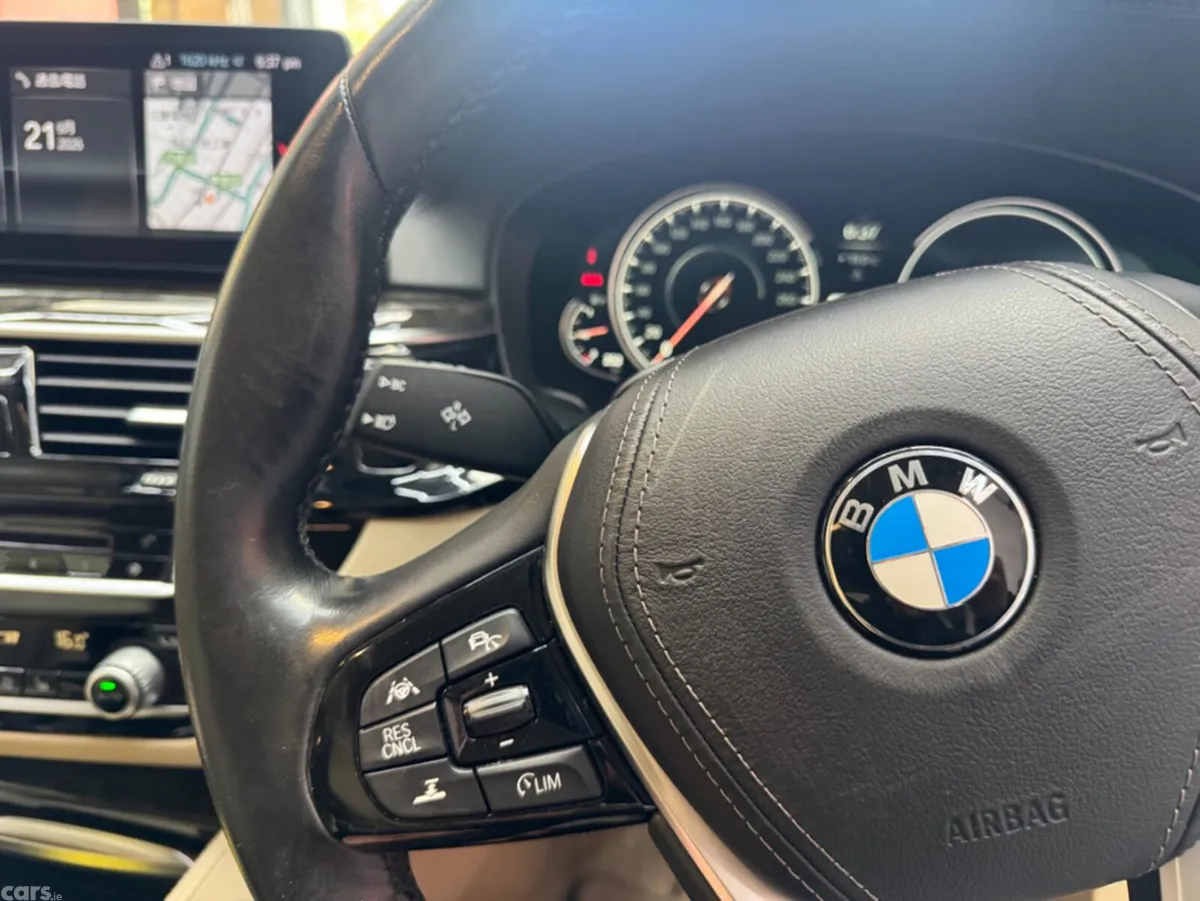 BMW 5-Series Saloon, Petrol, 2017, Blue
