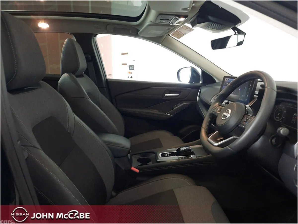 Nissan Qashqai MPV, Petrol Hybrid, 2025, Black