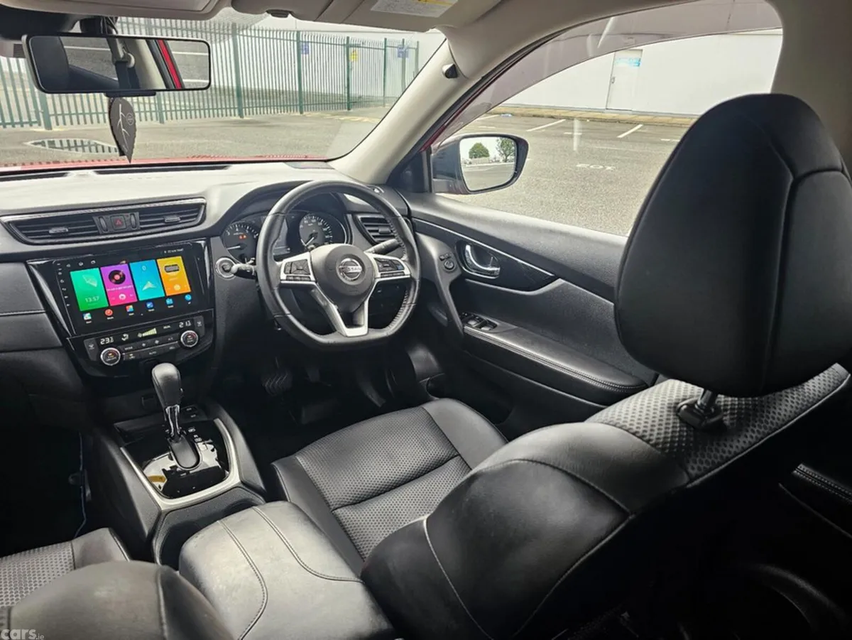 Nissan X-Trail SUV, Petrol, 2020, Red