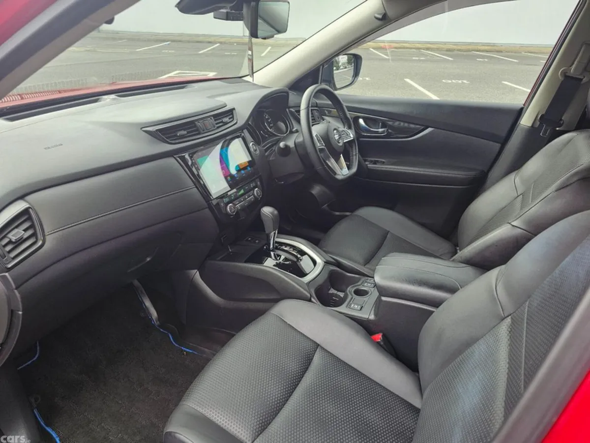 Nissan X-Trail SUV, Petrol, 2020, Red