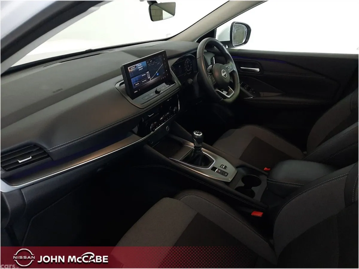 Nissan Qashqai MPV, Petrol Hybrid, 2025, White
