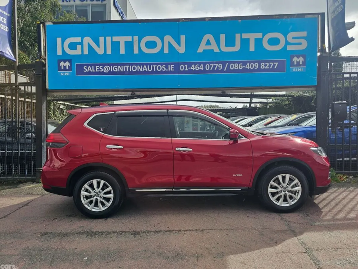 Nissan X-Trail SUV, Petrol, 2020, Red