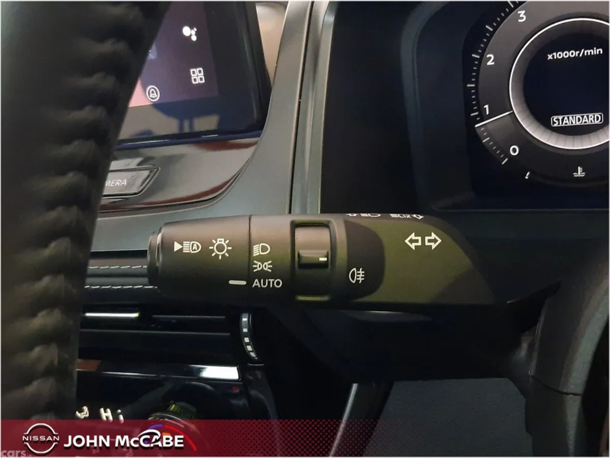 Nissan Qashqai MPV, Petrol Hybrid, 2025, White