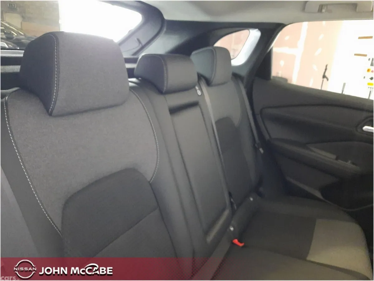 Nissan Qashqai MPV, Petrol Hybrid, 2025, White