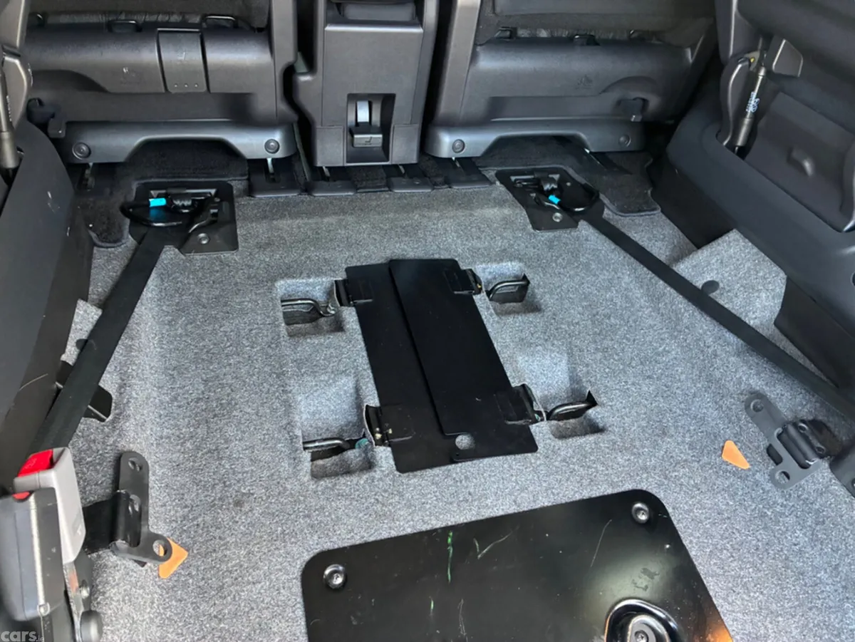 Nissan Serena MPV, Petrol, 2019, Blue