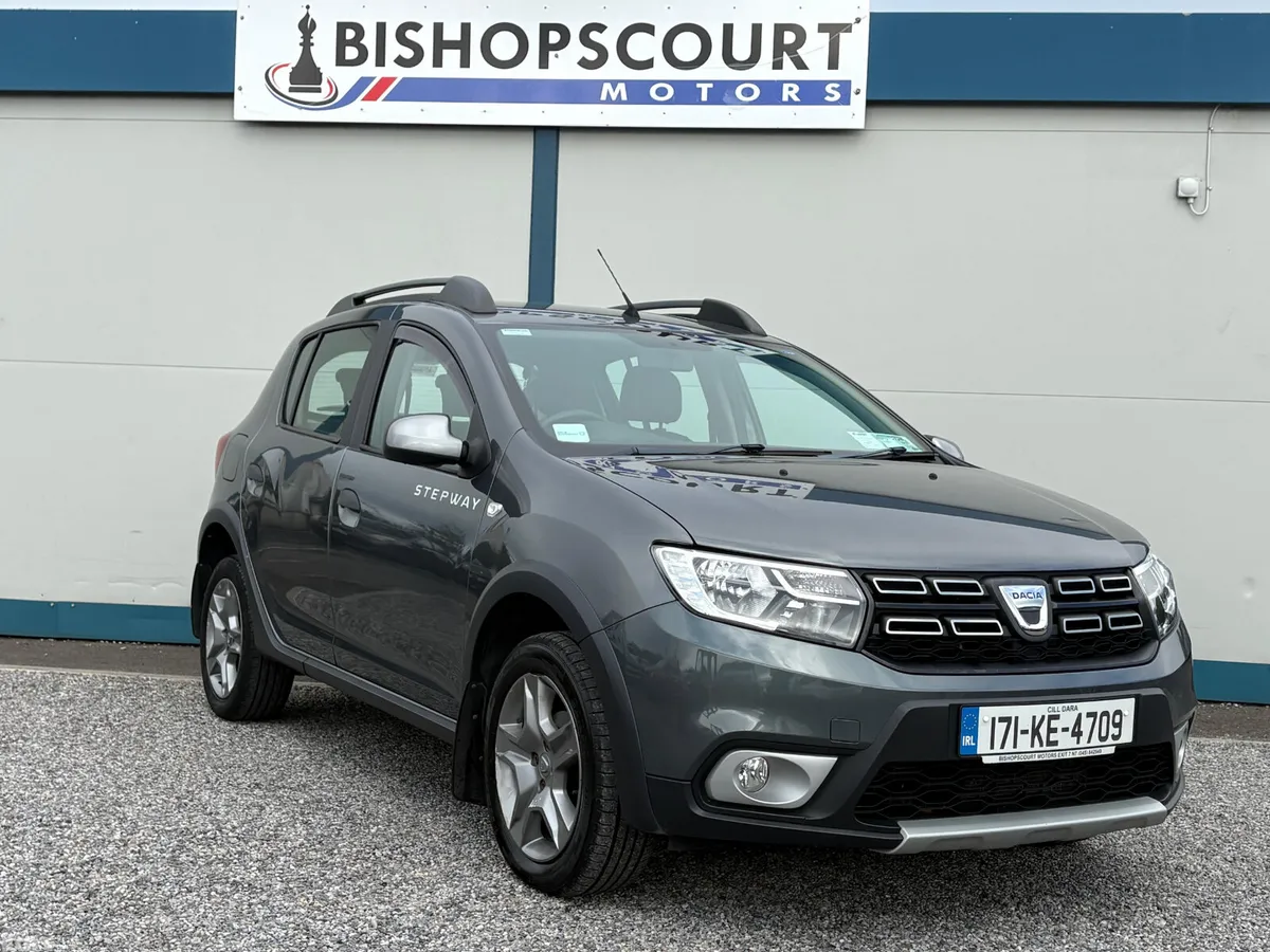 Dacia Sandero Stepway Hatchback, Diesel, 2017, Grey