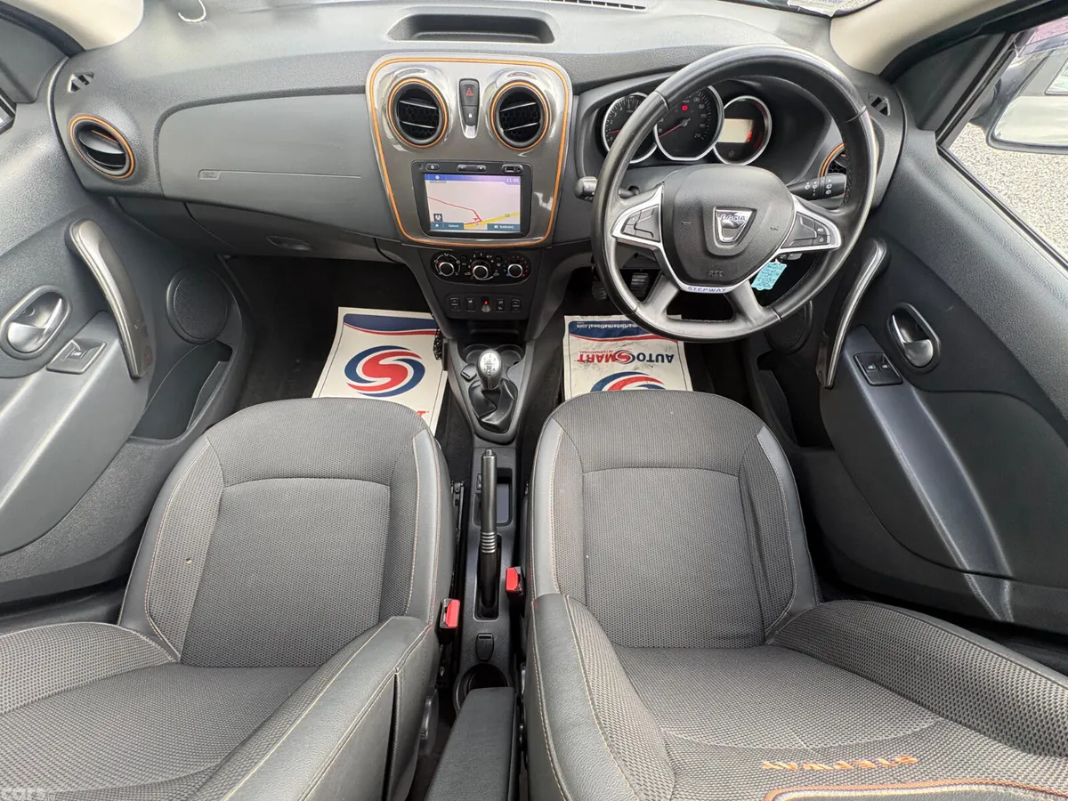 Dacia Sandero Stepway Hatchback, Diesel, 2017, Grey