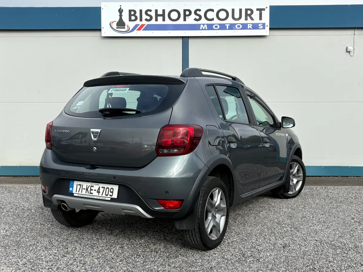 Dacia Sandero Stepway Hatchback, Diesel, 2017, Grey