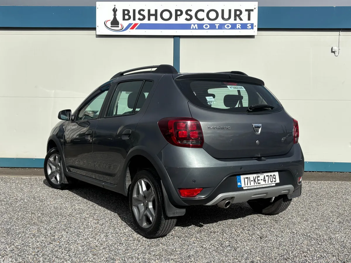 Dacia Sandero Stepway Hatchback, Diesel, 2017, Grey