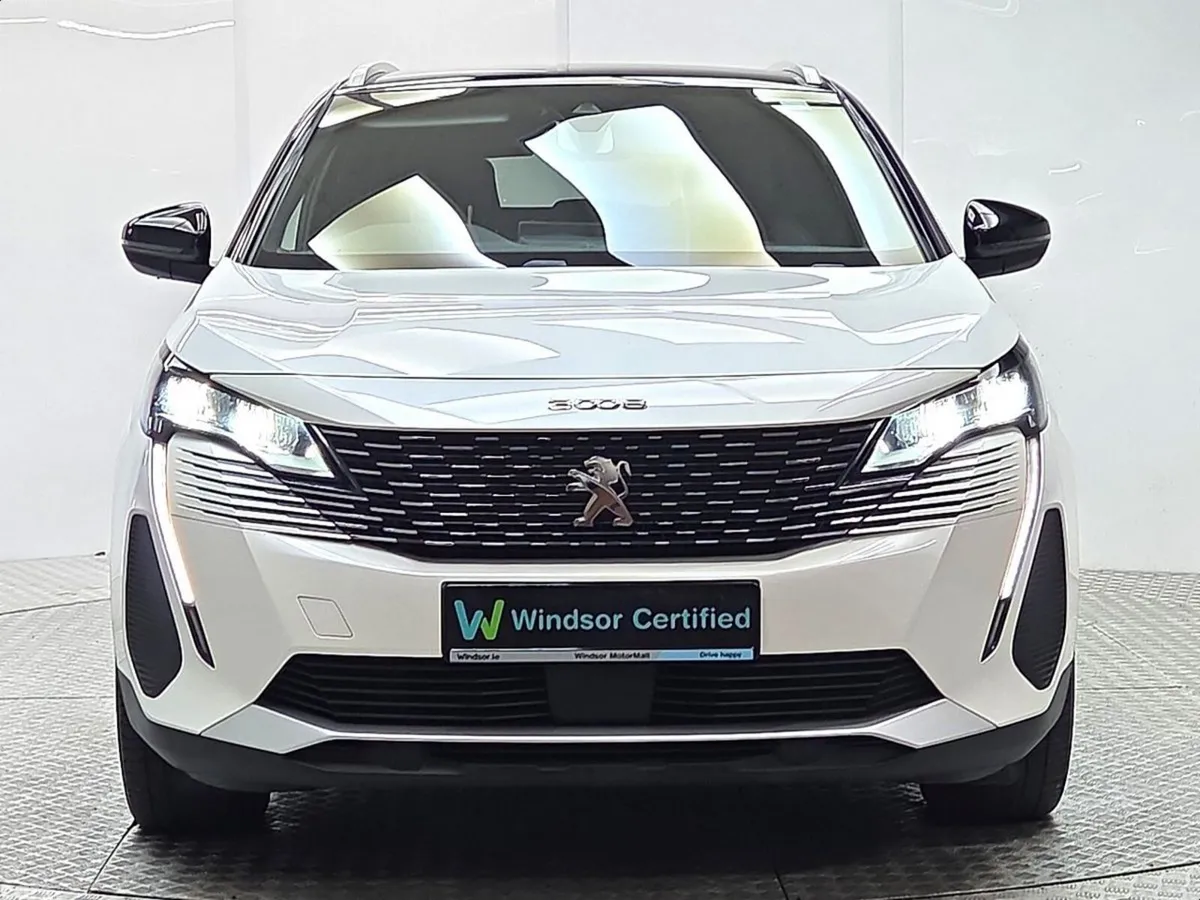 Peugeot 3008 SUV, Petrol Hybrid, 2024, White