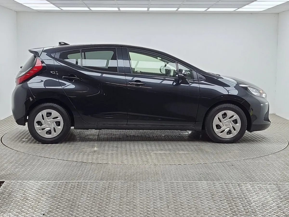 Toyota Aqua Hatchback, Petrol Hybrid, 2022, Black