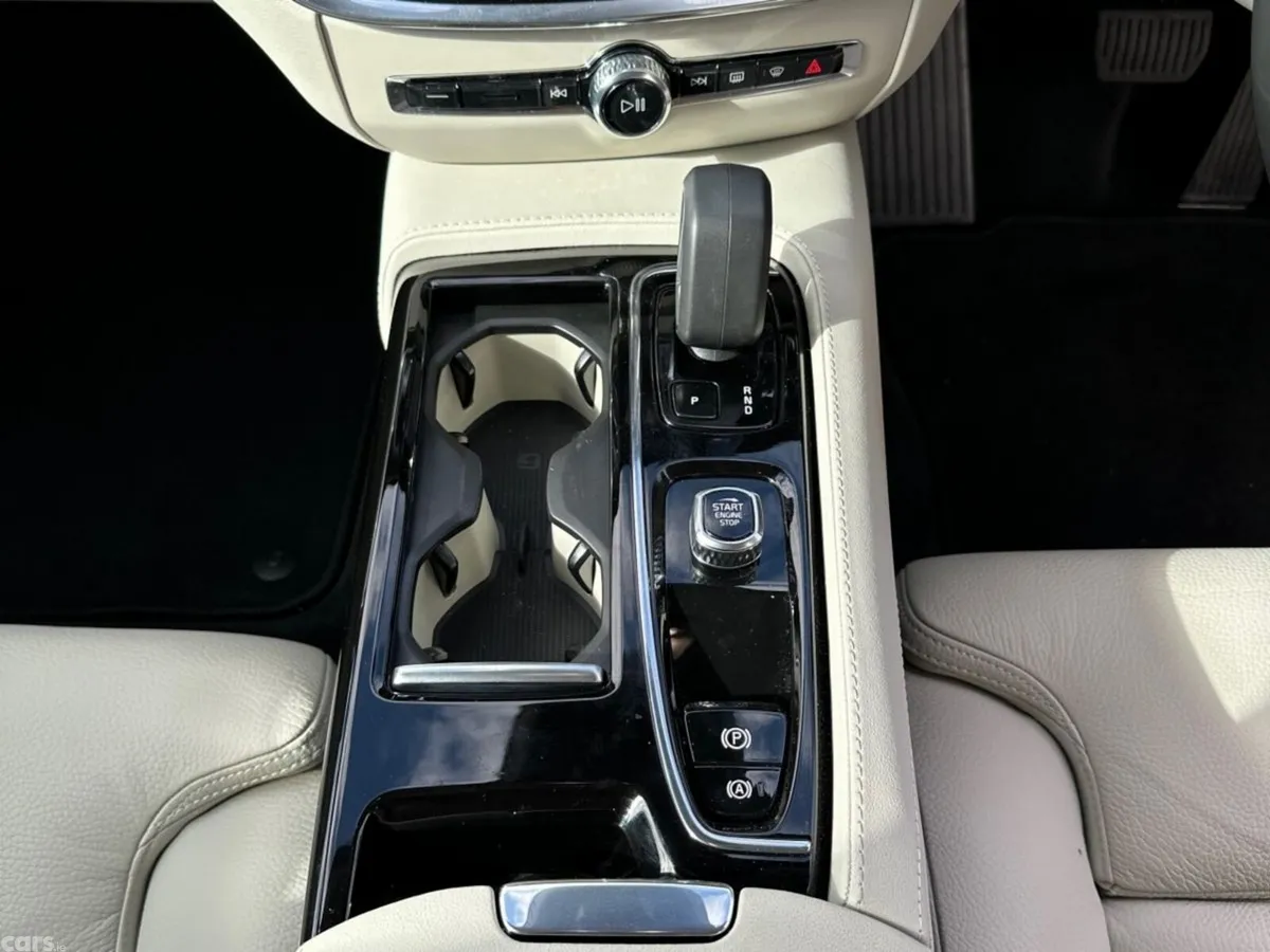 Volvo V60 Estate, Petrol Hybrid, 2026, Black