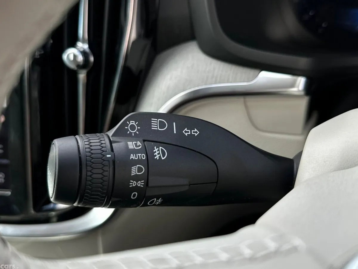 Volvo V60 Estate, Petrol Hybrid, 2026, Black