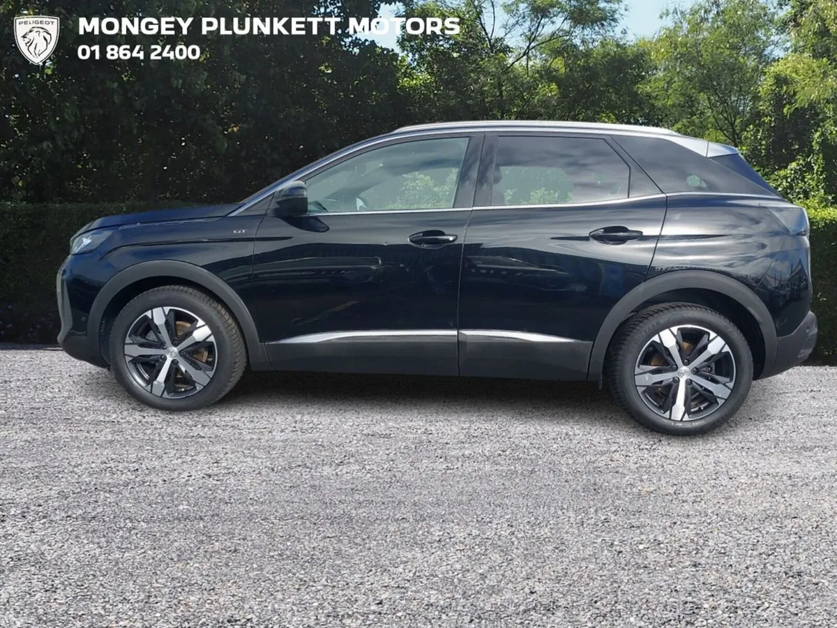 Peugeot 3008 MPV, Petrol, 2023, Black