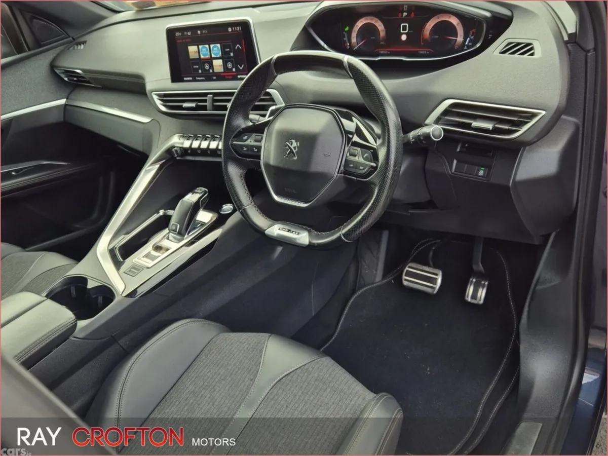 Peugeot 5008 MPV, Diesel, 2019, Blue