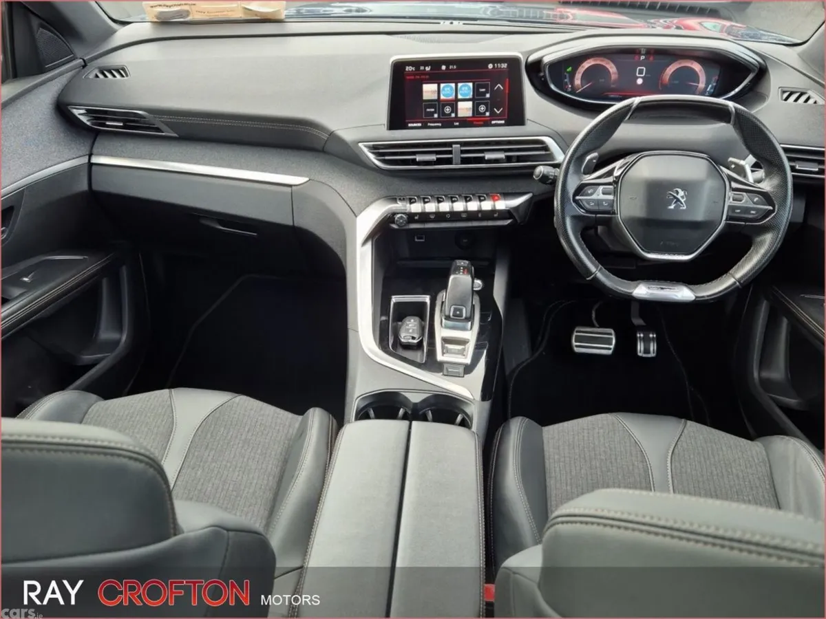 Peugeot 5008 MPV, Diesel, 2019, Blue