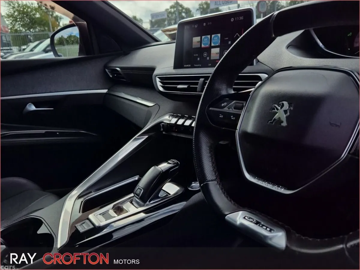 Peugeot 5008 MPV, Diesel, 2019, Blue