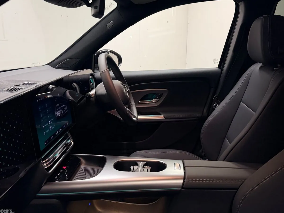 Mercedes-Benz GLB SUV, Petrol Hybrid, 2026, Black