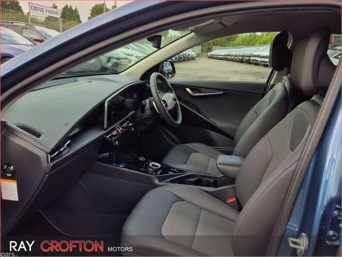 Kia e-Niro SUV, Electric, 2023, Blue