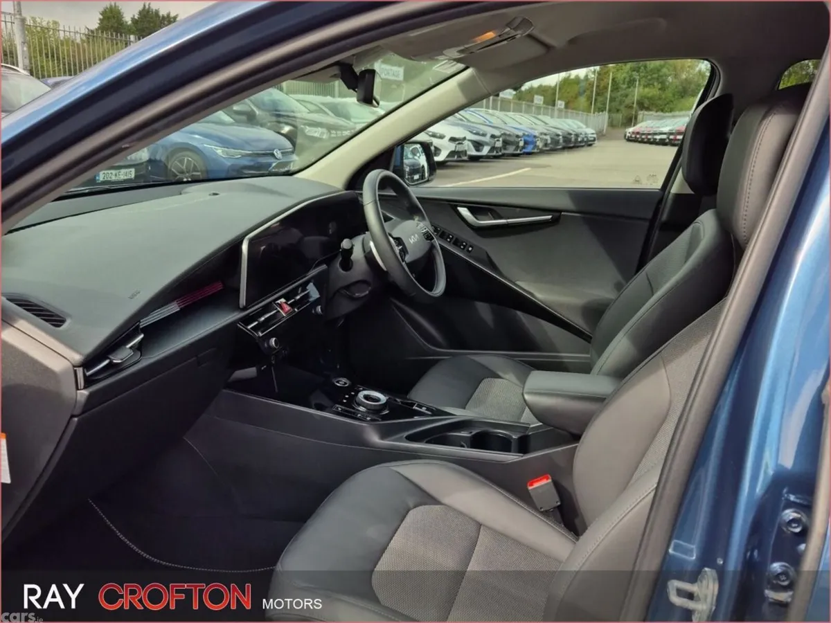 Kia e-Niro SUV, Electric, 2023, Blue